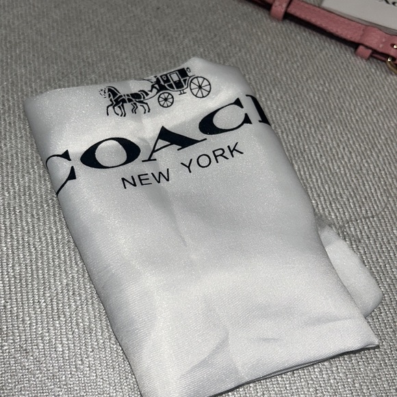 Coach saddle bag - Picture 4 of 12